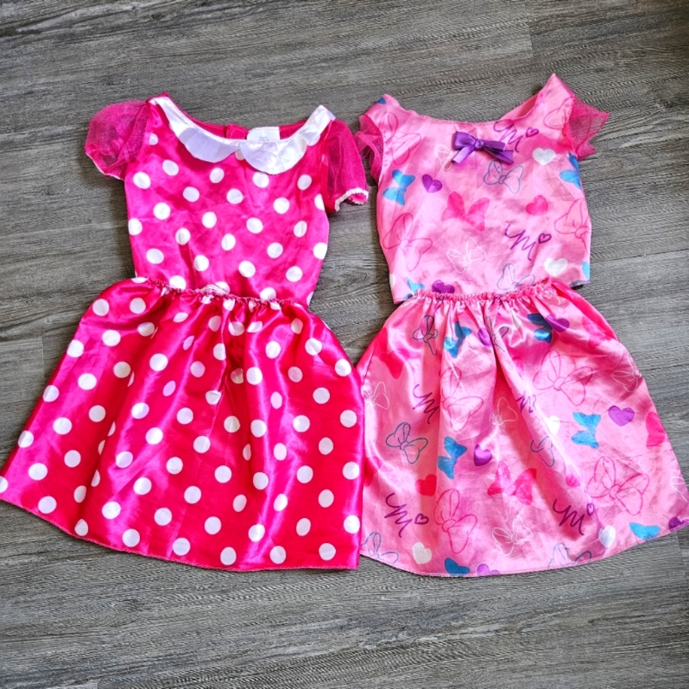 DISNEY JUST PLAY 2 Minnie Dress up Outfits